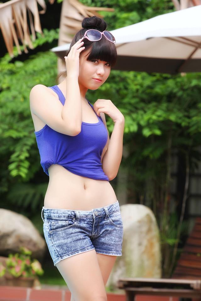 娇妻绿帽献身黑人